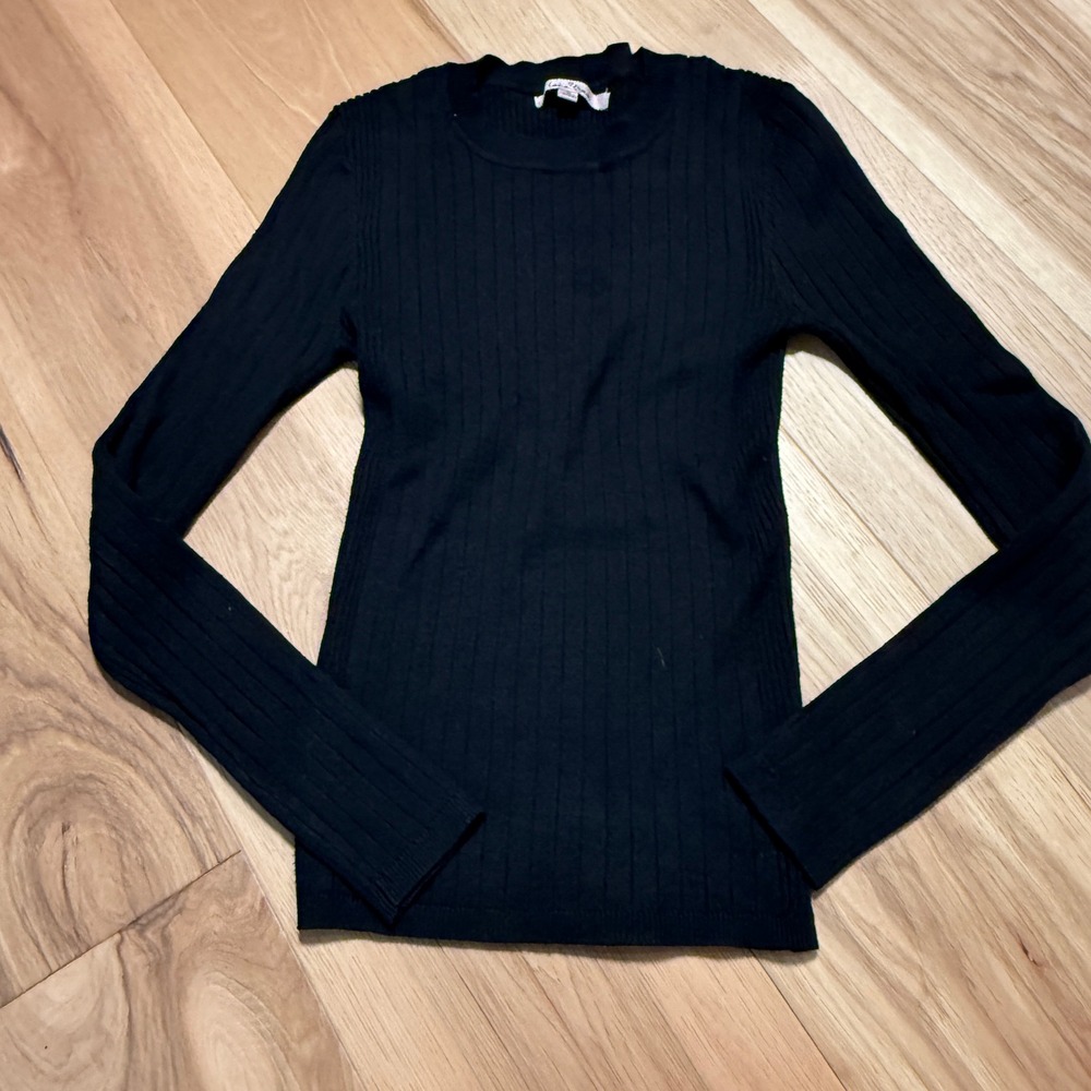 Love Tree Ribbed Knit Top Women Small Black Crew Neck Long Sleeve Cabincore